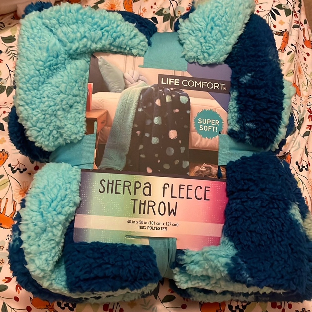 Life Comfort Ultimate Sherpa Fleece Throw